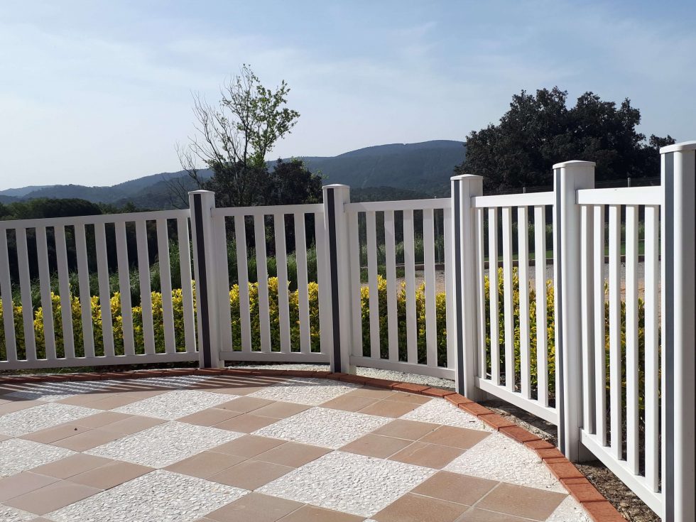 vallas-piscina-pvc-980x735